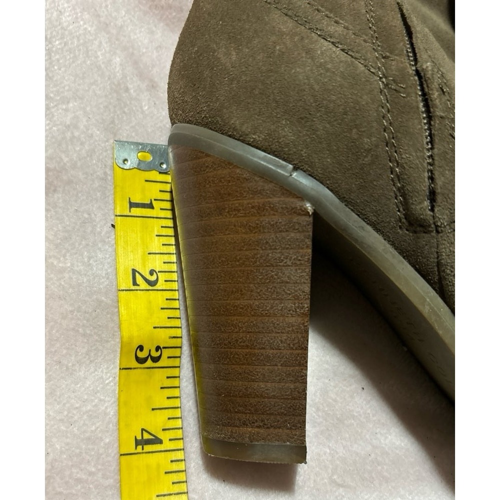 Kenneth Cole Women's Light Brown Suede Leather Knee High Heeled Boots, 6.5 - Picture 7 of 7